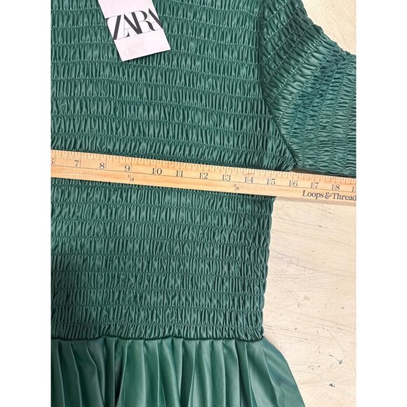 Zara Green Smocked Short Sleeve Peplum Top Women's M NWT - Picture 5 of 7